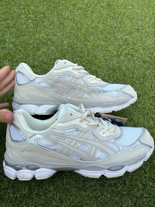 Asics Gel-NYC Gris y Blanco