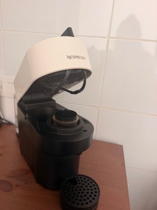 Cafetera Nespresso Vertuo Pop Blanca