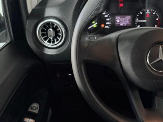 Mercedes-Benz Vito 200 d Marco Polo Activity Largo 100 kW (136 CV)