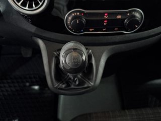 Mercedes-Benz Vito 200 d Marco Polo Activity Largo 100 kW (136 CV)