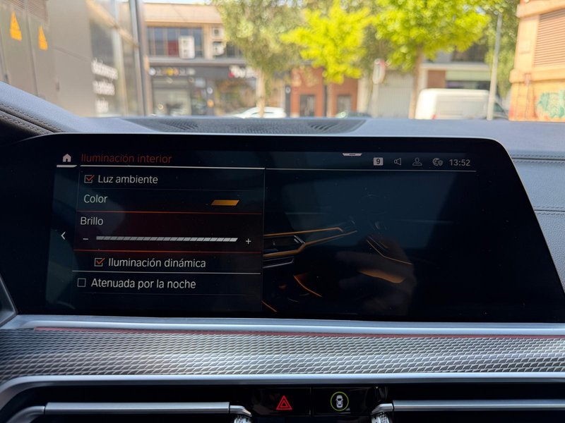 BMW X5 M50i 2021, foto 21