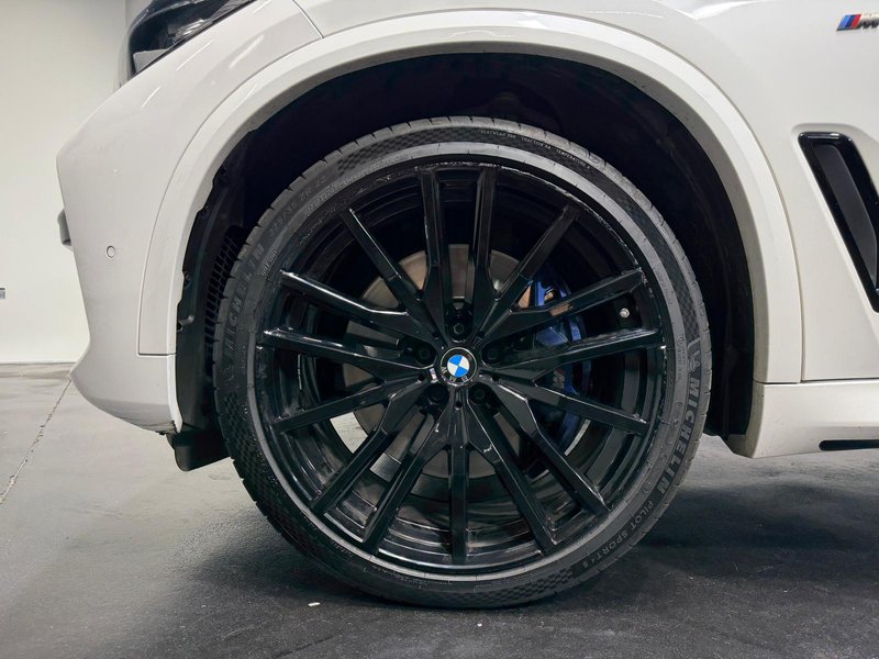 BMW X5 M50i 2021, foto 7