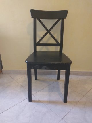 Silla de comedor IKEA negra