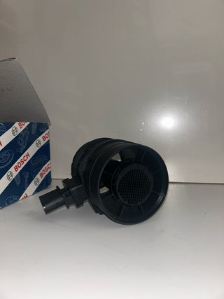 Caudalímetro Bosch 0281006146