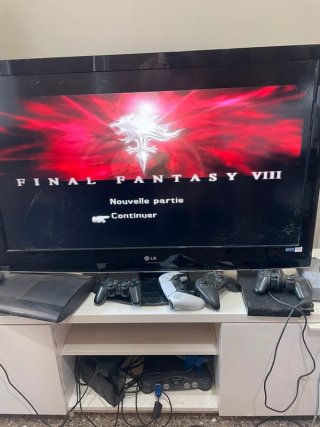 Final Fantasy VIII PS1 Platinum CD1