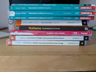 Libri usati Medie e Superiori - Metà prezzo
