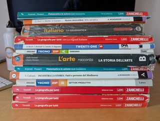 Libri usati Medie e Superiori - Metà prezzo