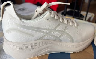 Zapatillas Asics Gel-Kayano 32 Beige/Gris