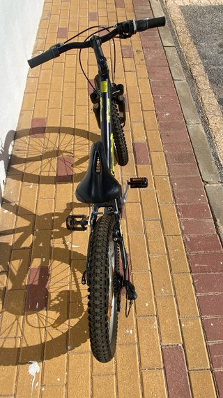 Bicicleta Infantil GT Stomper 20"