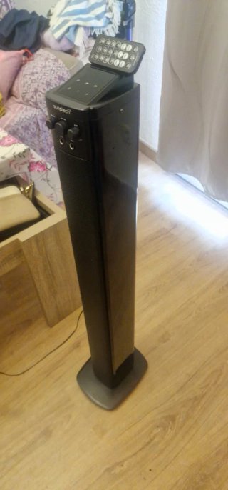 Altavoz Sunstech con micrófono