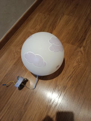 Lámpara infantil bola estrellas y nubes