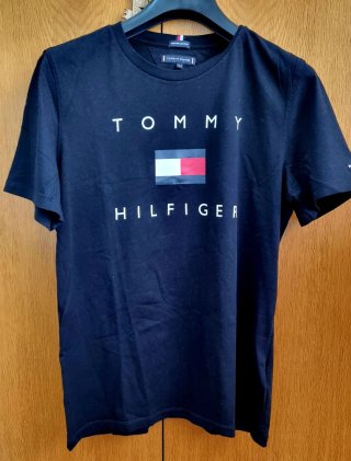 Camiseta Tommy Hilfiger Niño Negra Talla 176