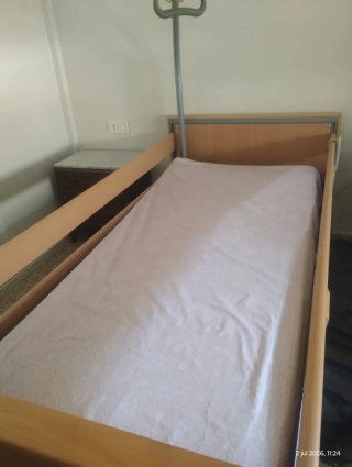 Cama Invacare Medley Ergo