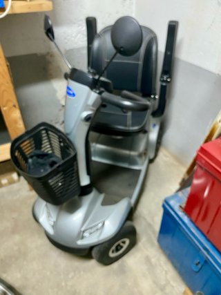 Scooter Invacare Leo Poco Uso