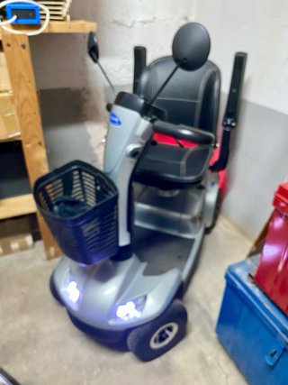 Scooter Invacare Leo Poco Uso