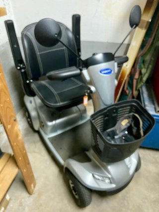 Scooter Invacare Leo Poco Uso