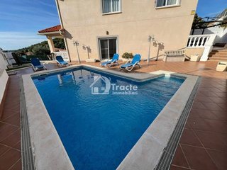Casa en venta en Centro en Roda de Barà