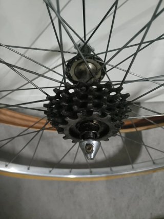 Rueda de bicicleta de carreras