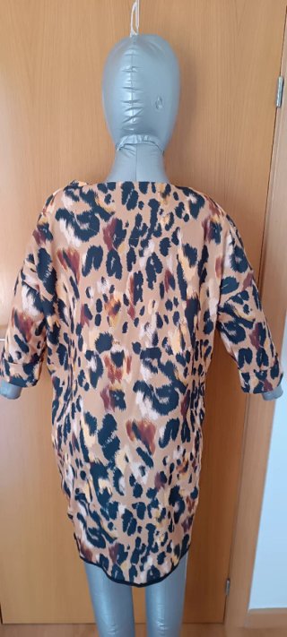 Vestido estampado animal print