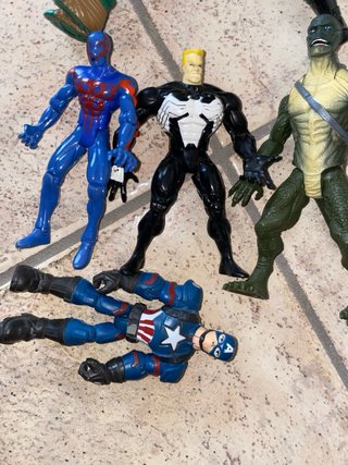 Lotto Giocattoli Assortiti Marvel & TMNT