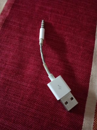 Adaptador Apple Lightning a Jack 3.5mm