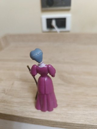 Figuras Disney Cenicienta y Madrastra