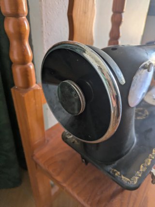 Máquina coser Alfa antigua