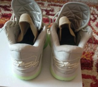 Zapatillas Baloncesto Nike Lebron XXII Talla 42