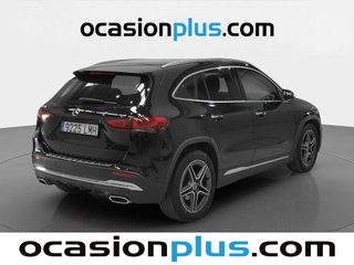 Mercedes-Benz GLA 180 100 kW (136 CV)
