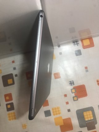 Chasis Aipad A2197 bateria y acesorios