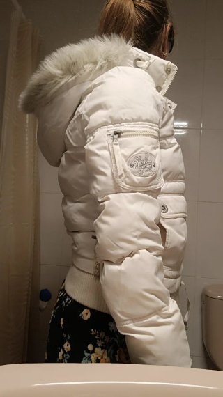 Abrigo acolchado Bershka blanco talla 36