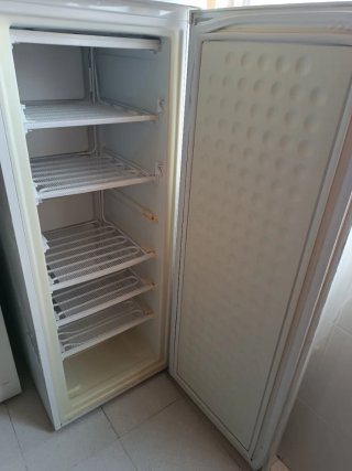 Congelador vertical blanco Fairline