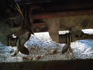Trituradora agrícola roja