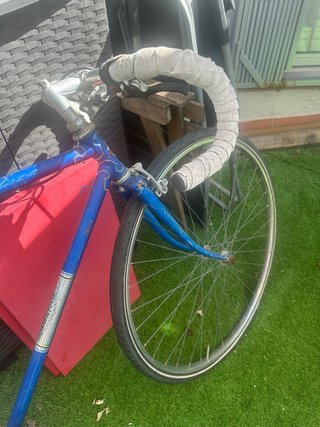 Bicicleta azul vintage