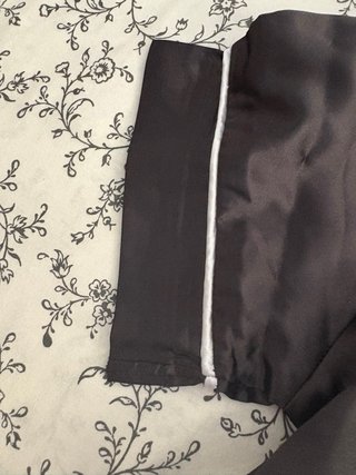 Pijama lencero negro satinado