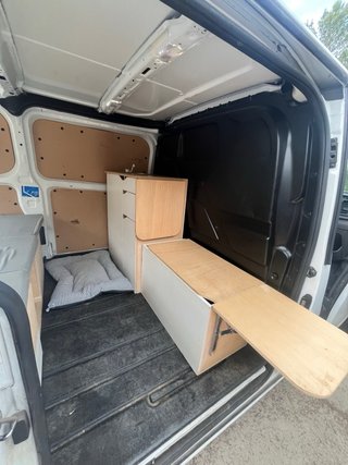 Mueble camper convertible para Furgoneta camper.