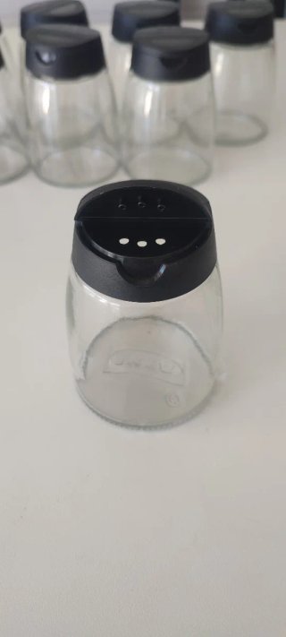 Set de 8 especieros Ikea de cristal.