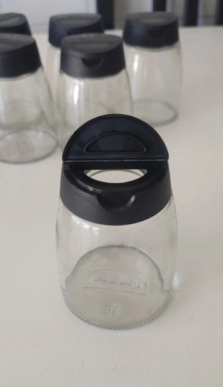 Set de 8 especieros Ikea de cristal.