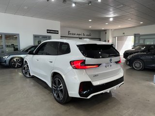 BMW IX1 xDrive30 (2023)