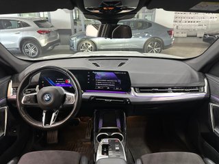 BMW IX1 xDrive30 (2023)