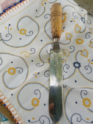 Cuchillo desaperculador mango madera
