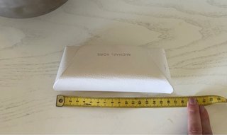 Funda gafas Michael Kors blanca