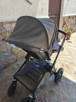 Carrito Bugaboo fox 2 sillas y capazo