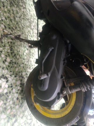 Piaggio Zip Scooter Negro/Amarillo