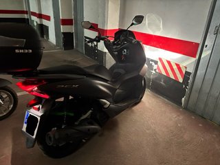 Honda PCX 125cc Negra/Gris