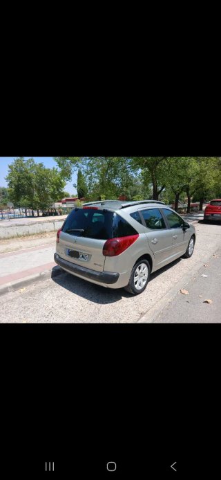 Peugeot 207 2009