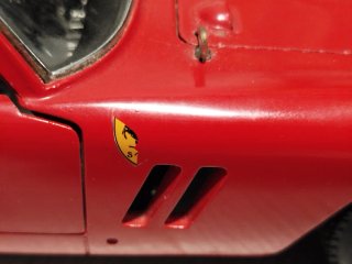 Ferrari GTO 1/18