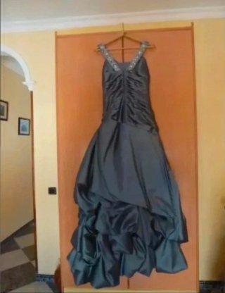 Vestido de fiesta mujer de la firma Fara Sposa