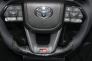 Volante Deportivo Toyota GR Custom en carbono