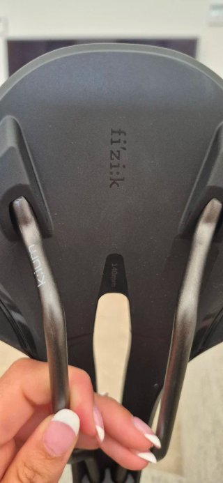 Sillín de bicicleta fi'zi:k